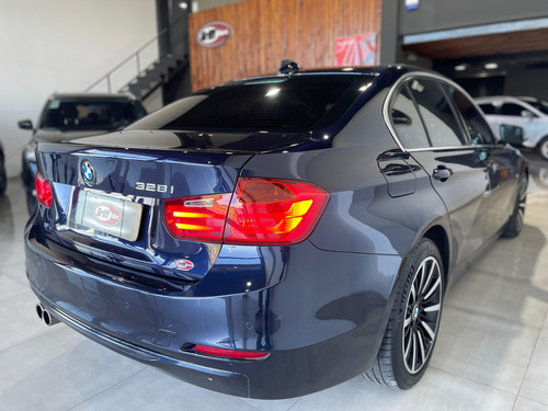 BMW Serie 3 2.0 328i Luxury 245cv