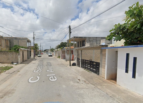 Casa Adjudicada Ubicada En C. Segunda Priv. El Avellano, Cancún, Q.r. Sk04