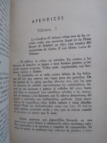 Los Toros En Bogotá, Historia Y Crítica / Camilo Pardo Umaña (Usado)