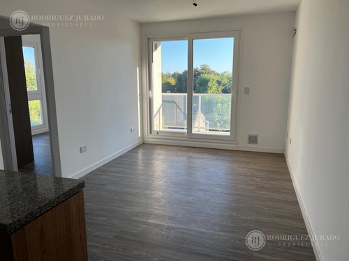 Imagen 7 de 19 de Distrito Boero - Depto De 4 Ambientes 2 Baños (uno En Suite) - Escobar