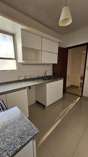 Departamento De 2 Dormitorios En Venta 62 Entre 15 Y 16