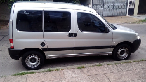 Citroën Berlingo 1.4 Club 75cv Am54 2013