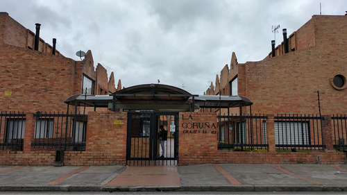  Hermosa Casa En Usaquén,  Bogotá Colombia (8379365801)