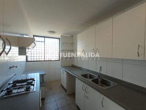 Departamento En Venta De 3 Dorm. En San Miguel