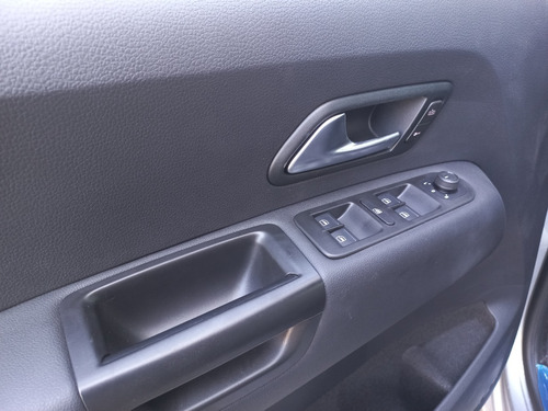 Imagen 15 de 16 de Volksawagen Amarok Confortline 4x2 Mt 180 Cv #cin