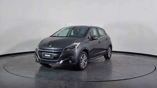 Peugeot 208 1.6 Féline Mt