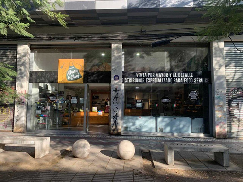 Excelente Local En Patronato (67087)