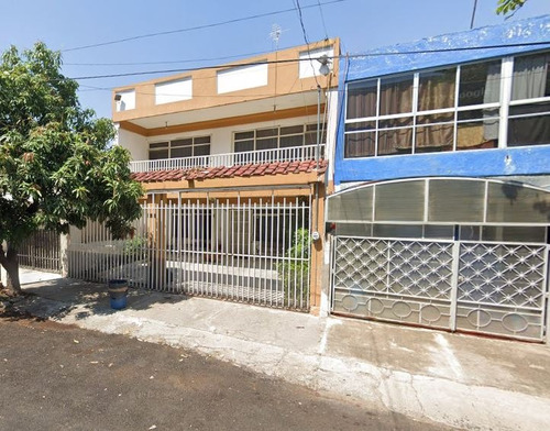 Casa Con Ubicación Excelente En Lomas De San Pedro, Guad. Jal. Arf