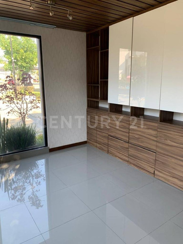 Casa En Esquina 3 Recámaras Parque Mediterráneo,lomas De Angelópolis Iii,puebla