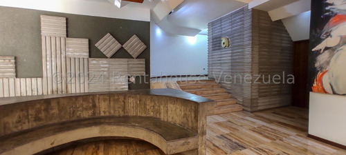 Excelente Pent-house Duplex En Alquiler En La Castellana #24-24756 Josmary Sanjuan