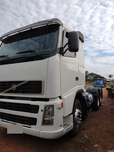Imagem 3 de 15 de Caminhão Volvo Fh 400 6x2 Cx. Mecânica Sem Ar Ano 2007