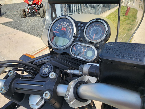 Royal Enfield Himalayan 411 - Usada Seleccionada - 60 Cuotas