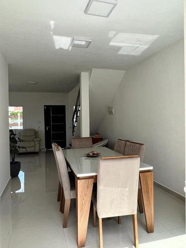 Oportunidad, Casa Con 3 Dormitorios Y Piscina En Punta Del Este