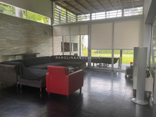 Moderna Casa En San Rafael - Ref: 2869