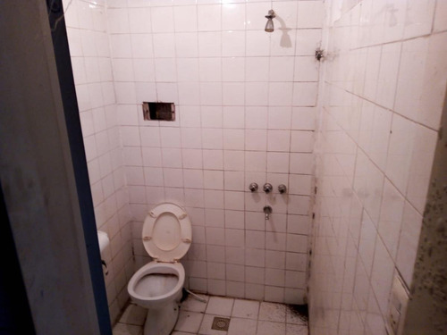 Imagen 10 de 18 de Depósito En Venta - Villa Parque San Lorenzo