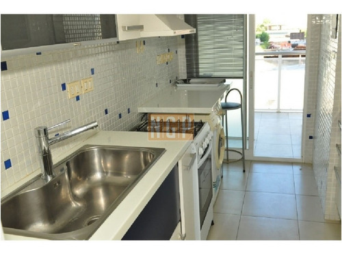 Apartamento Con Excelentes Servicios- Ref: 15297