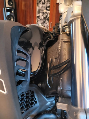 Imagen 11 de 15 de Honda Falcon 400