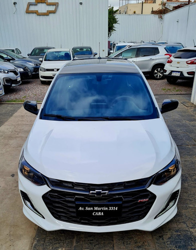 Imagen 2 de 25 de Nuevo Chevrolet Onix Rs 2023 1.0 Tur Color Manual 0km Smar6