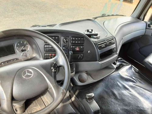 Actros 4844 8x4 2014 Guincho