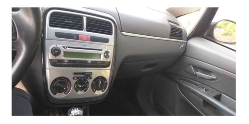 Imagem 6 de 7 de Fiat Punto - 2009