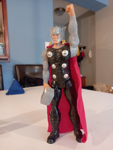 Thor Figura 29cms Plastico Rigido 