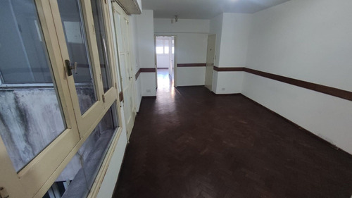Imagen 12 de 18 de Venta Departamento 3 Dormitorios Microcentro