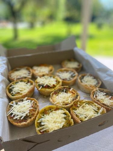 Catering Salado + Dulce Para Eventos