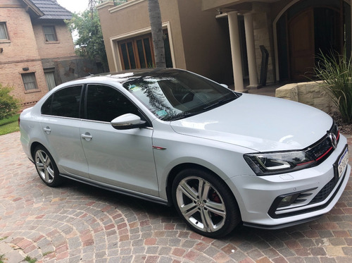 Volkswagen Vento 2.0 Gli