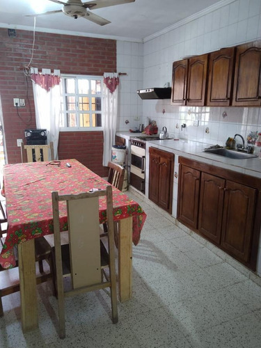 Imagen 9 de 12 de Casa - La Capital