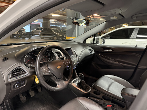 Chevrolet Cruze 5 1.4 Lt Mt 5p