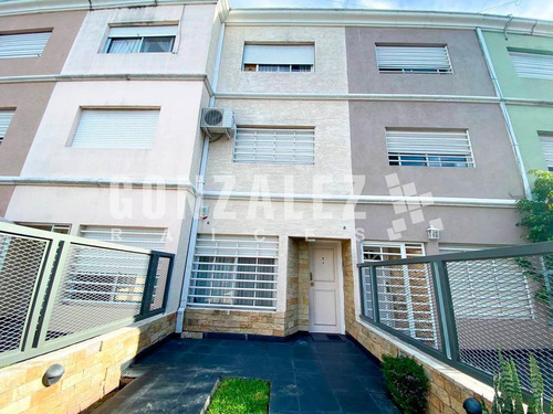 Imagen 2 de 22 de Triplex 5 Ambientes En Barrio Isabel La Católica - Ciudad Evita