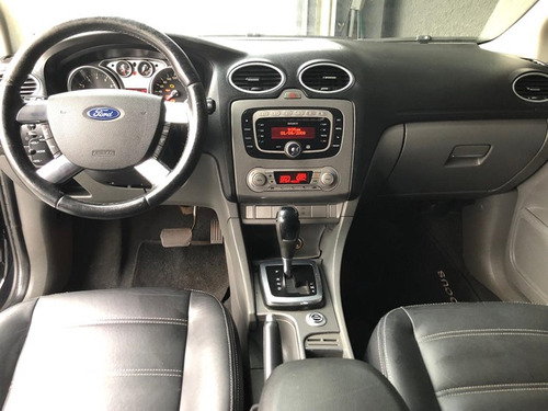 Ford Focus 2.0 GHIA SEDAN 16V GASOLINA 4P AUTOMÁTICO