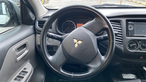 Imagen 10 de 17 de Mitsubishi L200 2.5