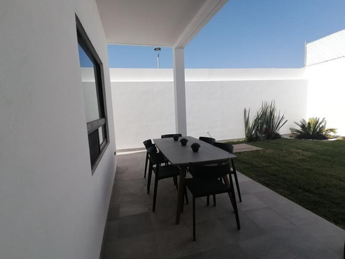 Imagen 10 de 12 de Casa Sola En Venta La Toscana Residencial