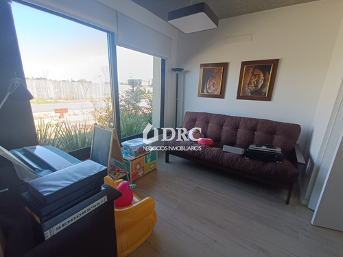 Divina Casa Muy Nueva Y Con Todas Las Comodidades En Pilar De Los Horneros.
