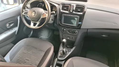 Renault Stepway 1.6 Intense Automática