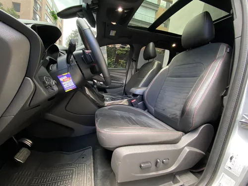 Ford Escape St Line