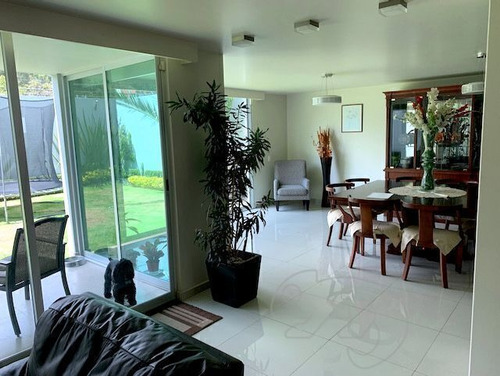 Imagen 13 de 30 de Casa En Venta En Satélite. Con Amplios Espacios.