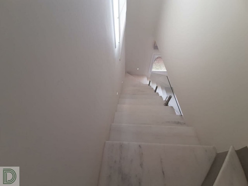 Imagem 8 de 15 de Casa Á Venda Golf Village, Linda!! - Di29572