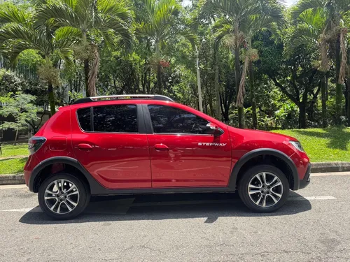 Renault Stepway 1.6 Dynamique / Intens Automática