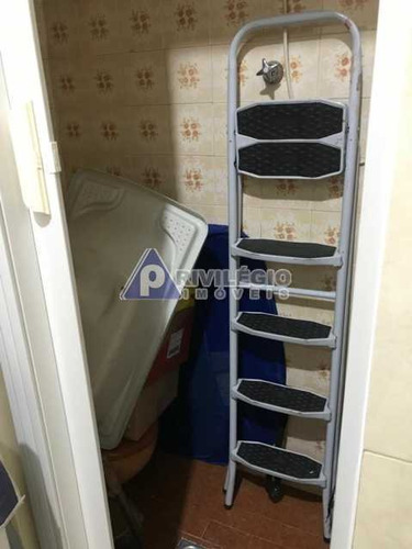 Apartamento À Venda, 2 Quartos, Catete - Rio De Janeiro/rj - 20860