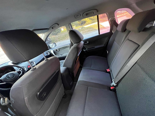 Imagen 7 de 7 de Renault Koleos 2010 2.5 Dynamique 4x4 Mt