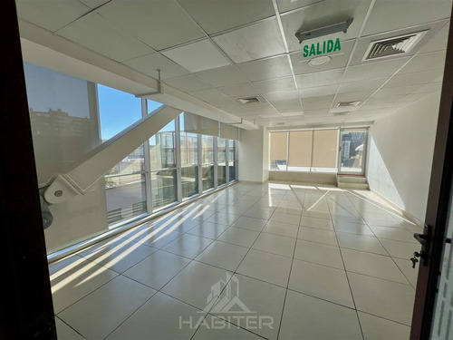 Arrienda Local Comercial Con Planta Libre En Temuco