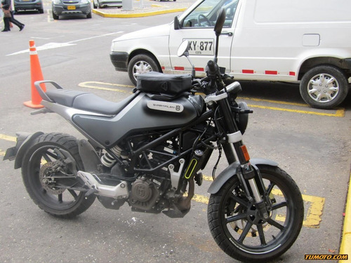 Imagen 4 de 14 de Motos Husqvarna