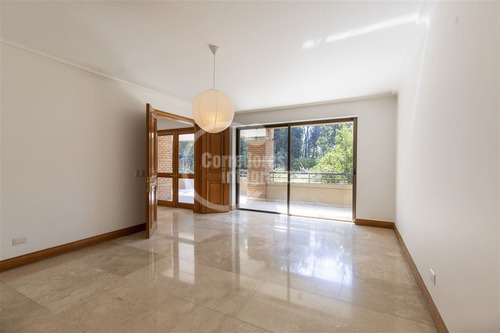 Departamento En Venta De 5 Dorm. En Las Condes - San Damián