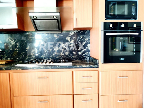 Imagen 15 de 22 de En Venta Town House En Residencia Pozo Esmeralda Mm 555614