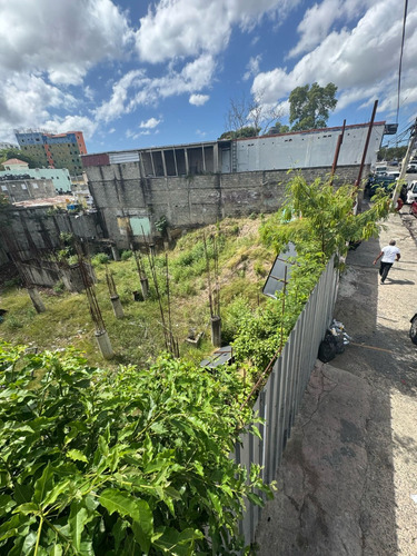 Vendo Solar De 804 Metros En La Avenida Los Próceres Próximo A Intel Con 24 Mts De Frente