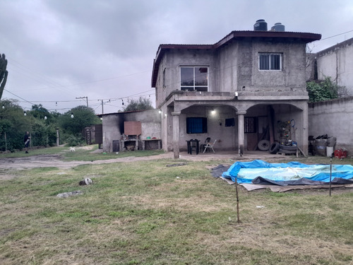 Casa 2 Pisos