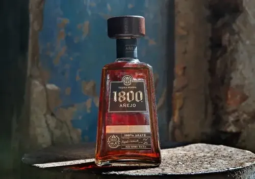 Tequila 1800 Añejo 750 | MercadoLivre