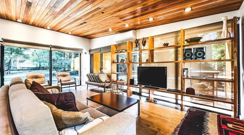 Casa Kiri De Diseño Funcional En Bosque Peralta Ramos - Mar Del Plata